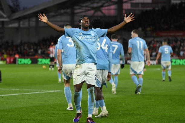 奇克逐渐崭 奇克逐渐崭