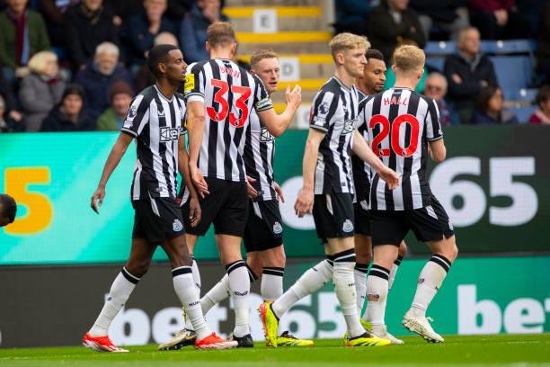 更是一位充 更是一位充